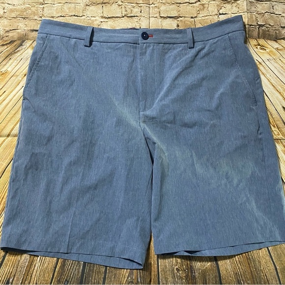 IZOD Advantage Performance Blue Hybrid Quick Dry Shorts - Picture 1 of 5